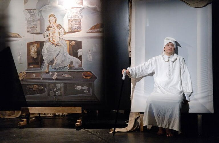 Сергей Янковский в спектакле Дневник гения +. История великой любви Сергей Янковский в спектакле Дневник гения +. История великой любви