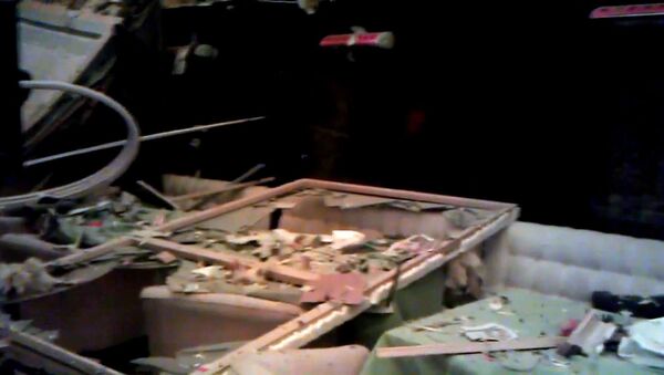 Обугленная мебель и выбитые стекла на месте взрыва газа в киевском ресторане