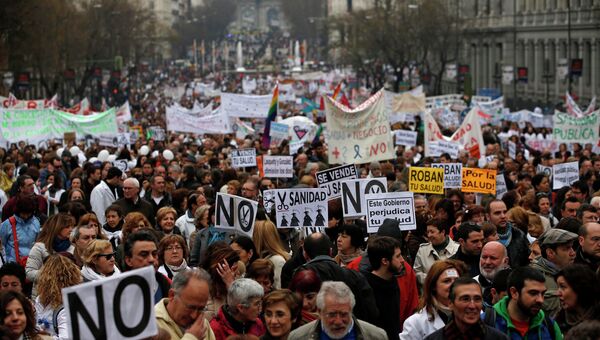 Демонстрация работников здравоохранения в Мадриде