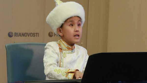 Презентация первого официального клипа 10-летнего бурятского музыканта и певца Лудуба Очирова