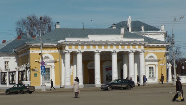 Здание гауптвахты в Костроме