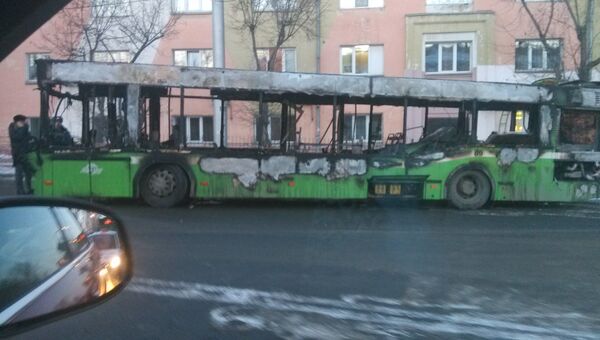 Автобус сгорел дотла в Иркутске