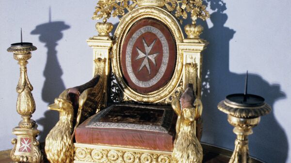 Мальтийский трон, подаренный Павлу Первому