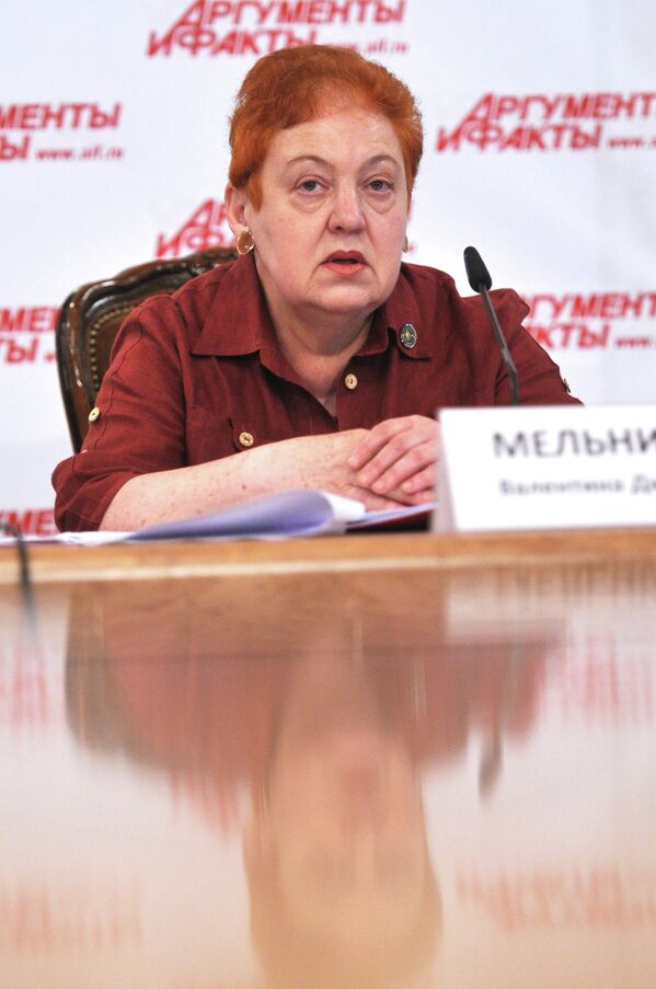 Пресс-конференция секретаря Союза комитетов солдатских матерей России Валентины Мельниковой