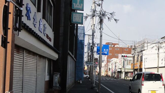 Фукусима, Минамисома, февраль 2012 года (вверху) / февраль 2013 года (внизу)