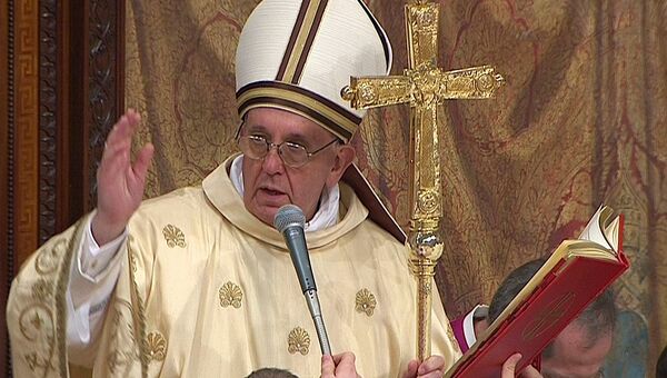 Папа Римский Франциск проводит первую мессу в Сикстинской капелле Ватикана