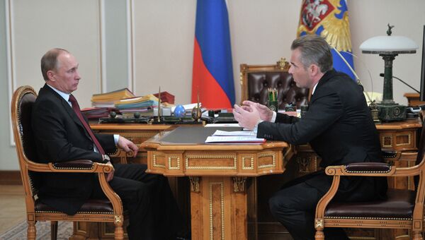 Встреча Владимира Путина с Павлом Астаховым в Ново-Огарево