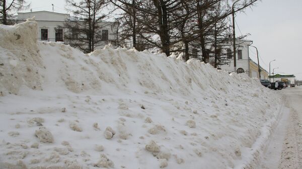 Снежные завалы в Костроме