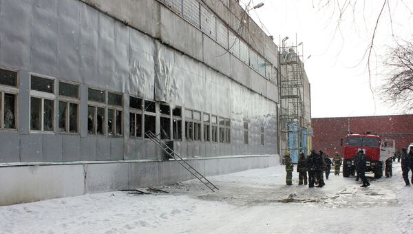 Тушение пожара на комбайновом заводе в Красноярске