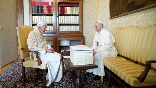 Встреча Франциска и Бенедикта XVI