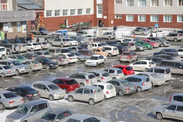 Автомобильная парковка в Новосибирске