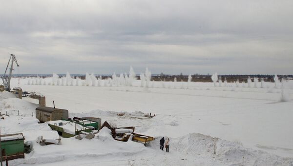 Ледовзрывные работы на реке Томь в районе Томска, март 2013 г