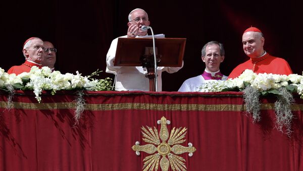 Папа Франциск поздравил католиков с Пасхой
