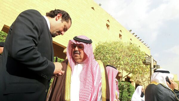 Король Саудовской Аравии Абдалла ибн Абдель Азиз принимает соболезнования по случаю смерти брата