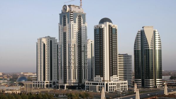 Вид на комплекс высотных зданий Грозный Сити в Грозном, архивное фото