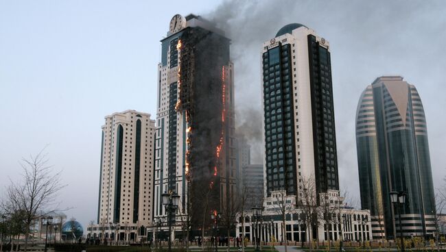 Пожар в комплексе Грозный-Сити в Чечне