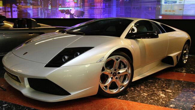 Автомобиль Lamborghini . Архив