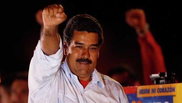 Исполняющий обязанности президента Венесуэлы Николас Мадуро на митинге в Каракасе