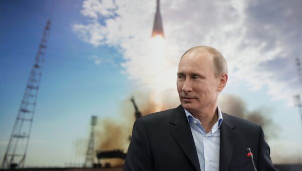 Президент РФ Владимир Путин в День космонавтики