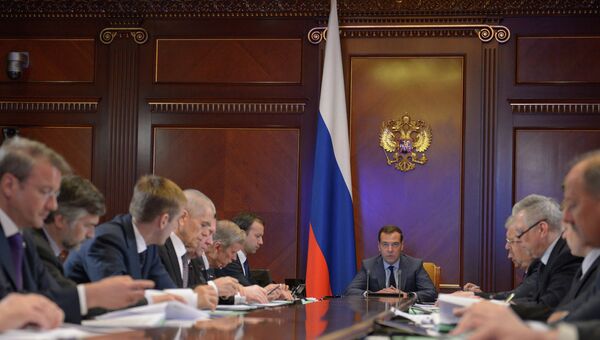 Д.Медведев проводит совещание о развитии животноводства в РФ