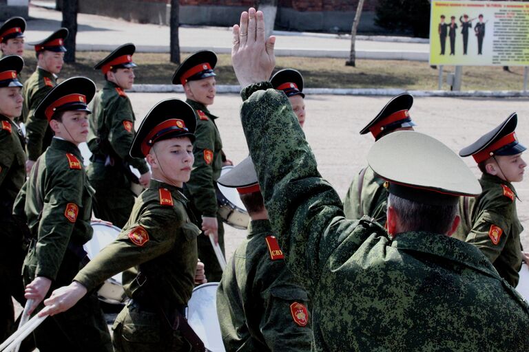 Подготовка курсантов Уссурийского Суворовского военного училища