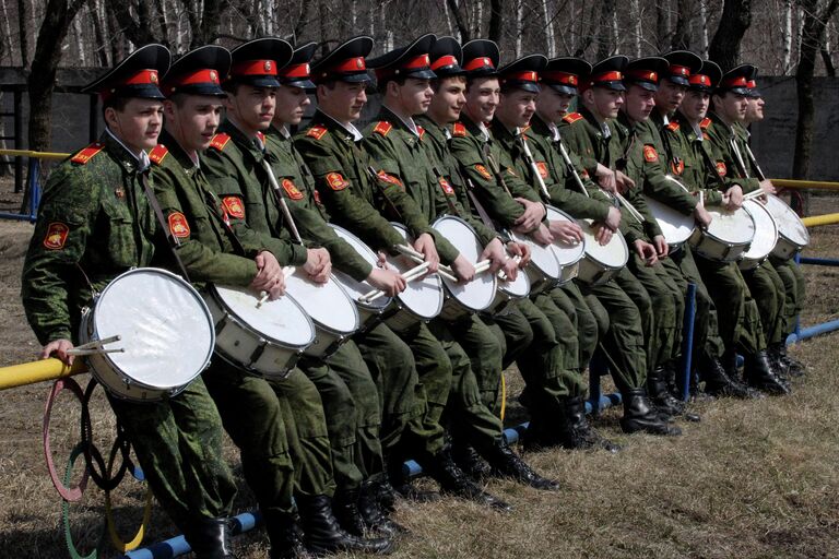 Подготовка курсантов Уссурийского Суворовского военного училища