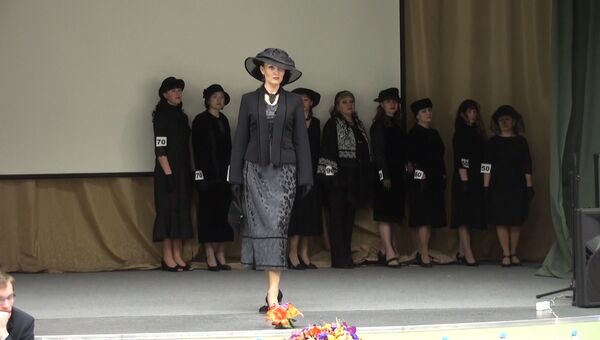 Дефиле траурных платьев в Новосибирске: смерть - это торжество
