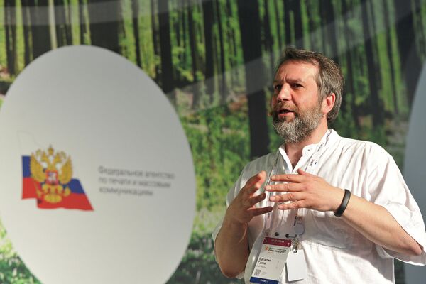 Гендиректор центра Новые медиатехнологии Василий Гатов на интернет-конференции РИФ+КИБ 2013