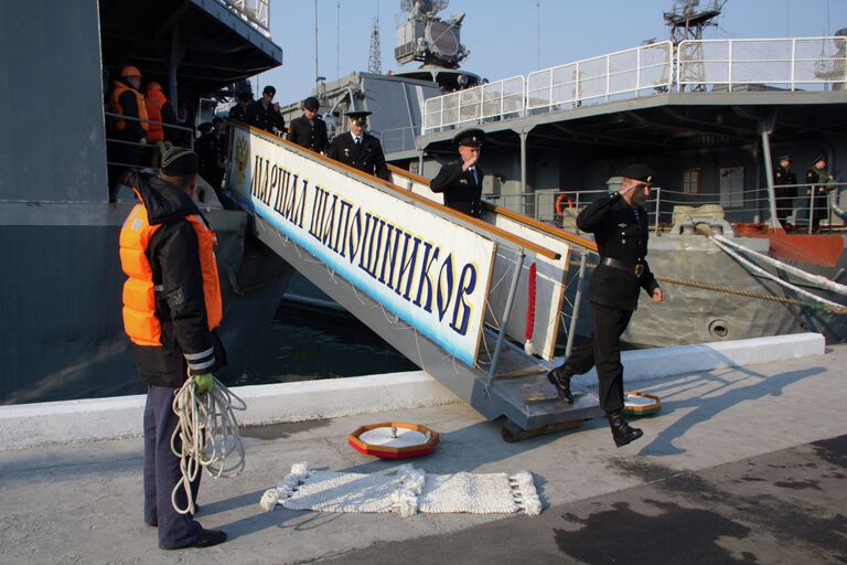 Встреча кораблей ТОФ во Владивостоке после антипиратской операции