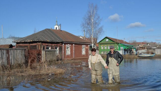 Чрезвычайная ситуация из-за паводка в Костромской области