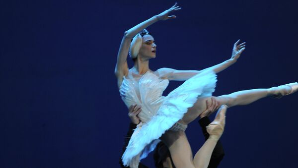 Солисты Баварского государственного балета Люсия Лакарра и Марлон Дино