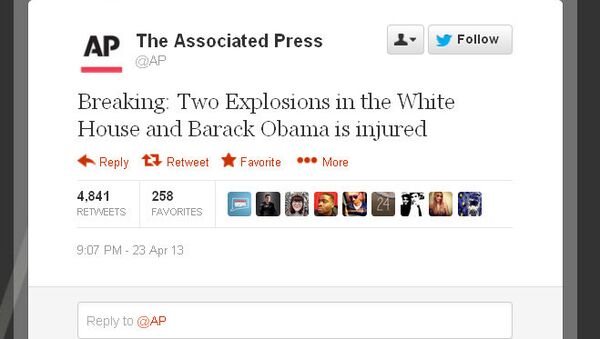 Сообщение The Associated Press в Twitter о взрывах в Белом доме и ранении Обамы