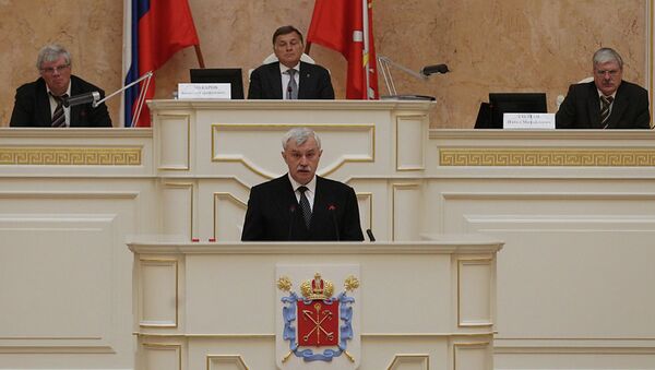 Губернатор Санкт-Петербурга Георгий Полтавченко в городском парламенте