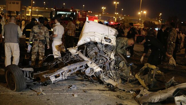 Последствия взрыва у в Багдаде, Ирак