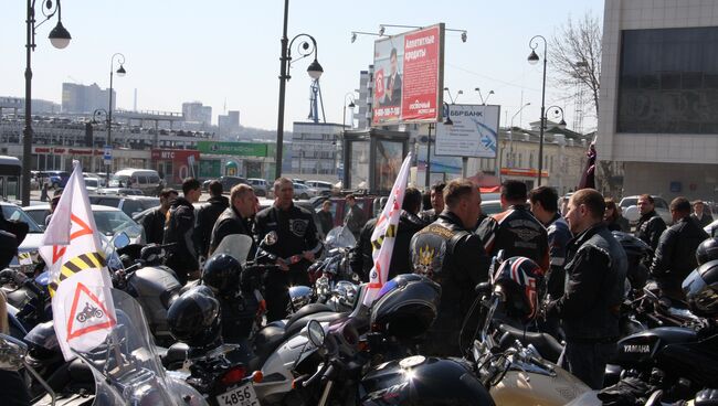 Байкеры  во Владивостоке. Архив.