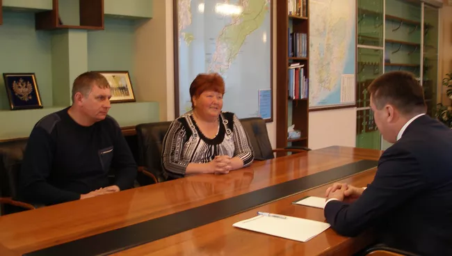 Супруги Кузьменко на приеме губернатора Приморья Владимира Миклушевского