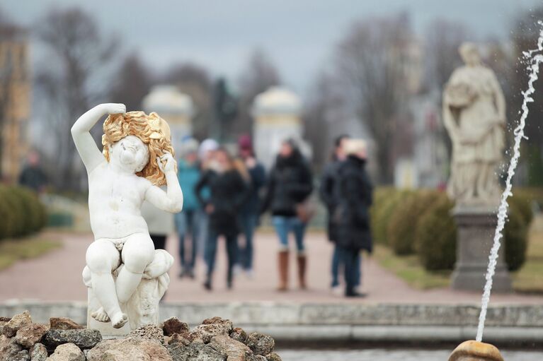 Открытие сезона фонтанов в Петергофе