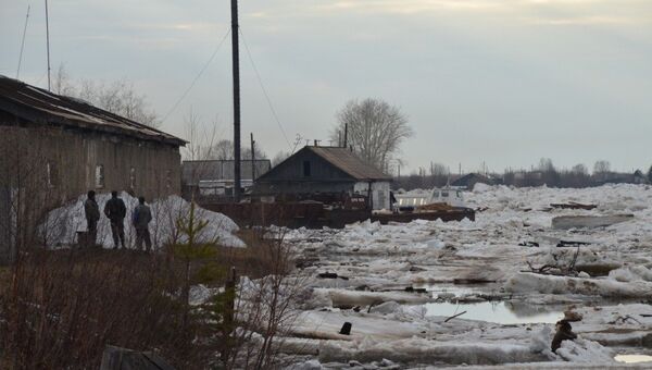 Около 300 домов подтоплены в поселке Ярцево Красноярского края