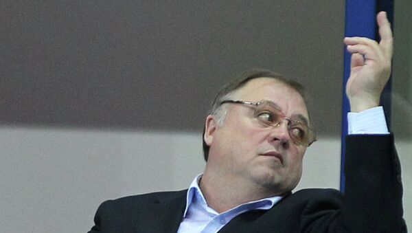 Главный тренер ВК Белогорье Геннадий Шипулин, архивное фото