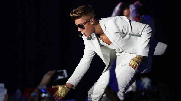 Канадский поп-певец Джастин Бибер выступает в СК Олимпийский в рамках мирового турне Believe