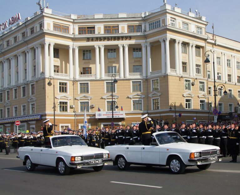 Парад Победы во Владивостоке-2013