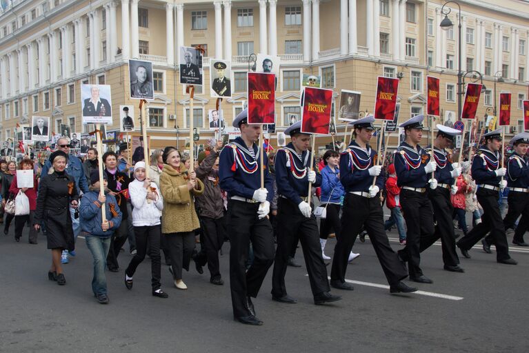 Парад Победы во Владивостоке-2013