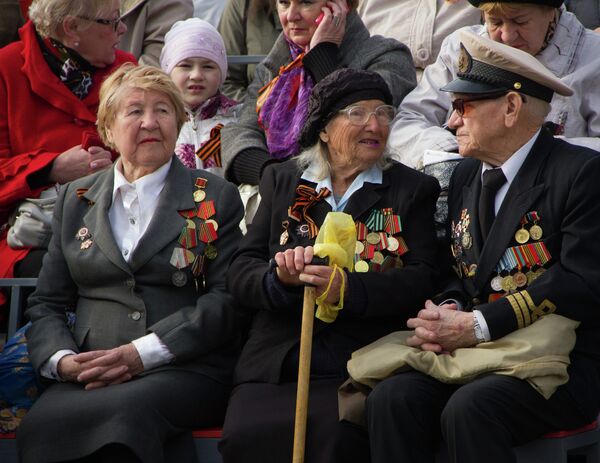 Парад Победы во Владивостоке-2013
