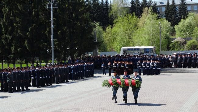 Возложение венков в Горно-Алтайске