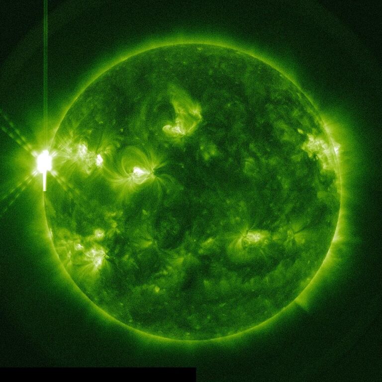 Вспышка на Солнце 13 мая 2013 года