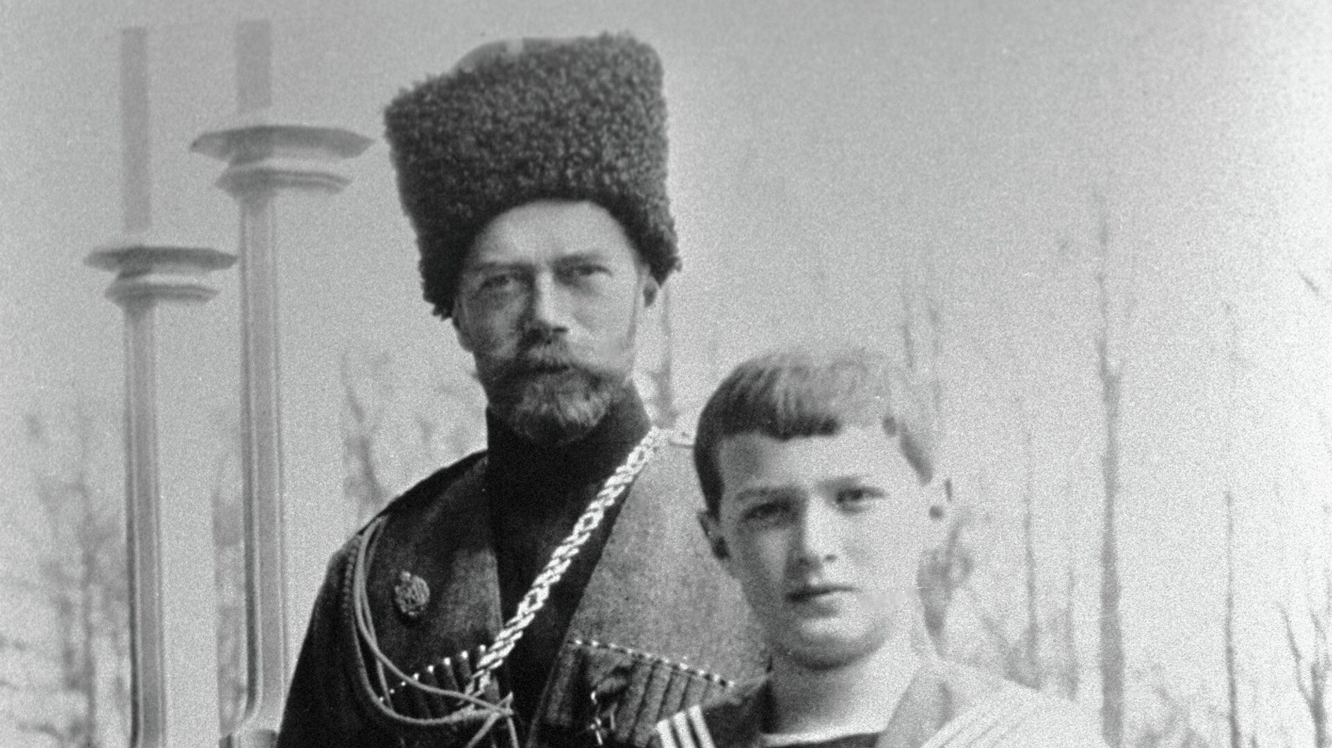 Император Николай II с сыном Алексеем - РИА Новости, 1920, 30.01.2022