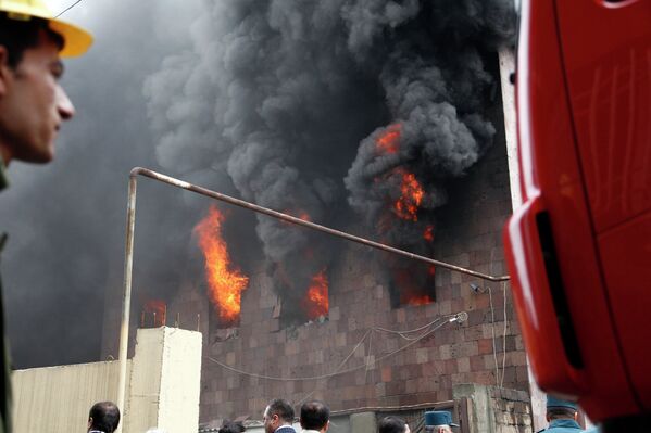 Пожар на складе компании Спайка в Ереване