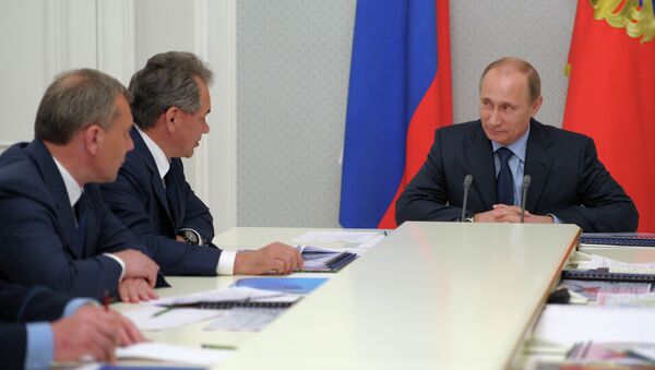 В.Путин провел совещание с представителями Минестерства обороны