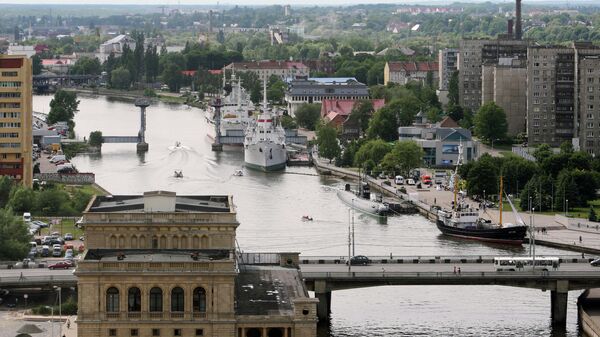 Вид на Калининград и реку Преголя, архивное фото