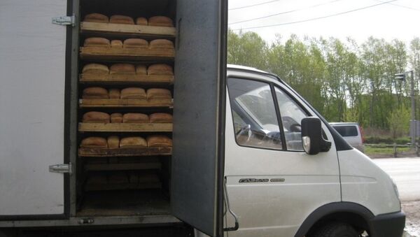 Полиция Красноярска со стрельбой отбила угнанный грузовик с хлебом